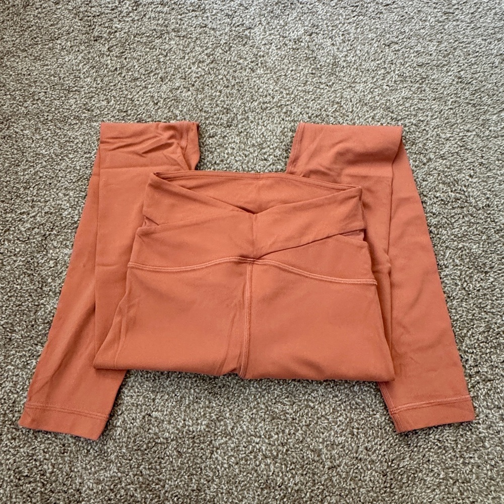 Lululemon-High-Waisted Rust Orange Leggings- size 2